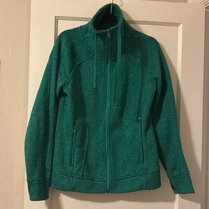 Green Full-Zip Jacket with thumb holes ~ great ski layer